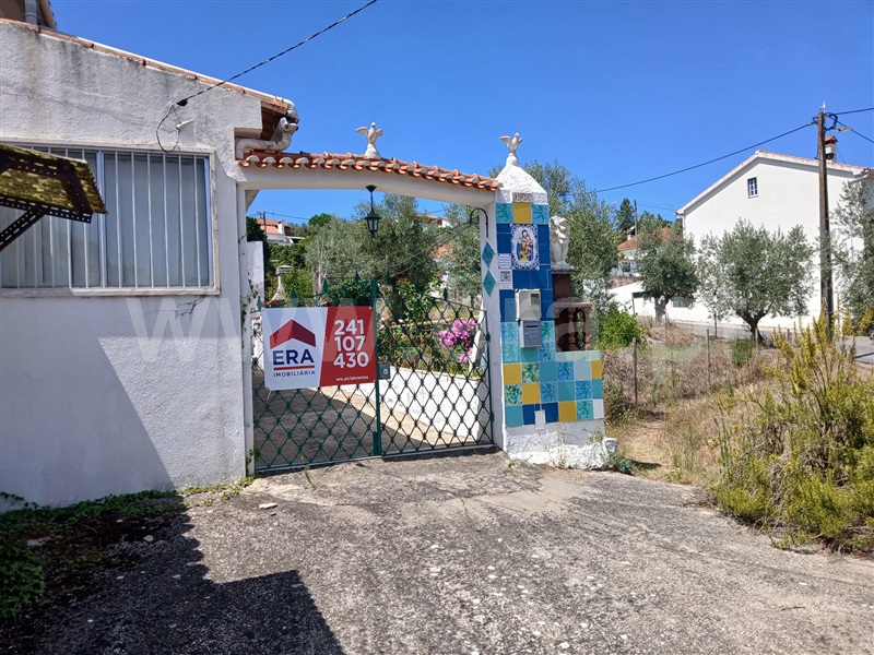 Moradia T2 / Abrantes, Brunheirinho
