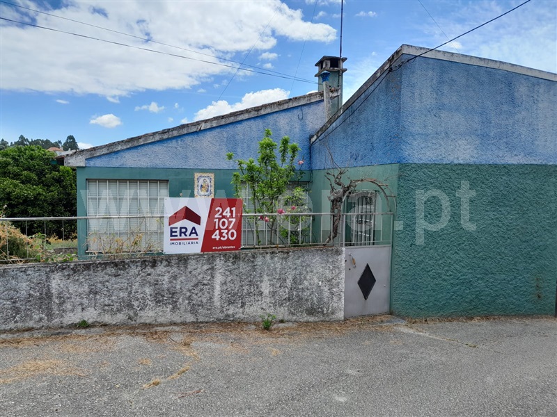 Moradia T2 / Abrantes, Mouriscas