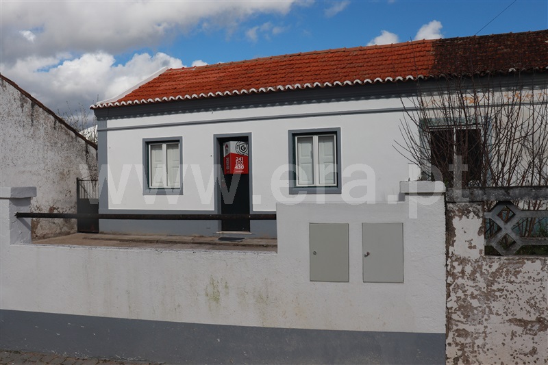 Moradia T2 / Abrantes, Pego