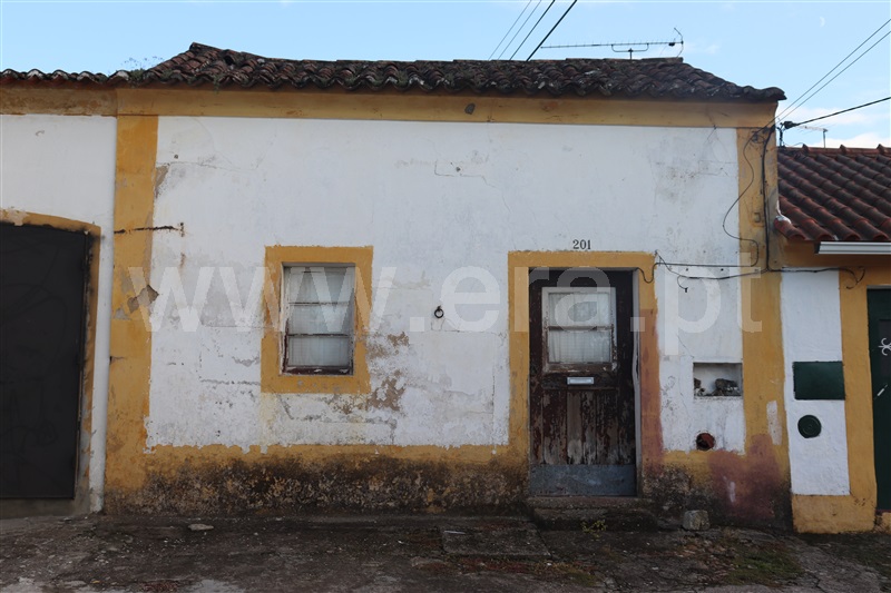 Moradia T2 / Abrantes, Tramagal