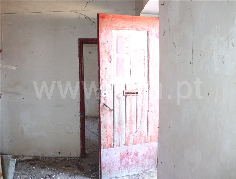 Moradia T2 Abrantes, Tramagal - 1510409 - 5