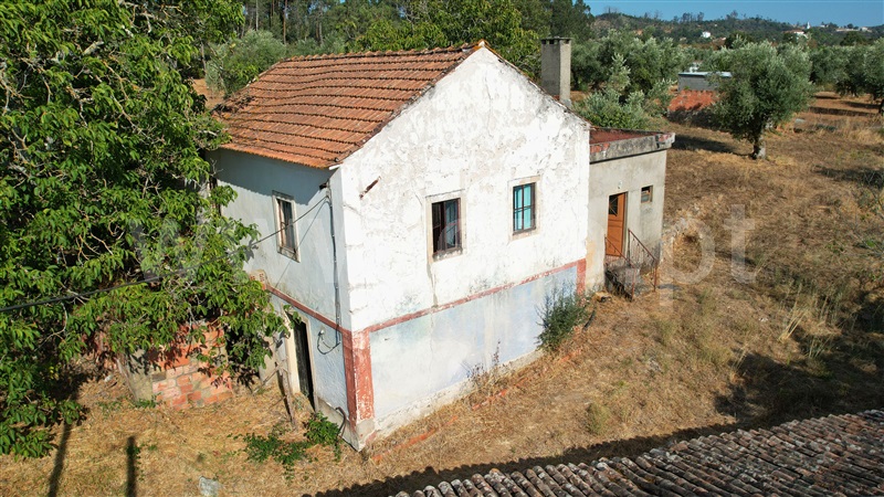 Moradia T2 / Alvaiázere, Pelmá