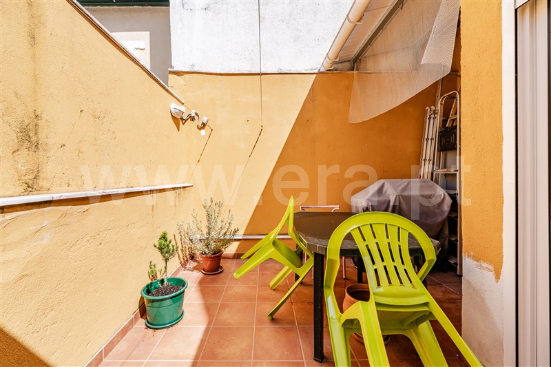 Moradia T2 à venda em Falagueira-Venda Nova, Amadora — foto 2