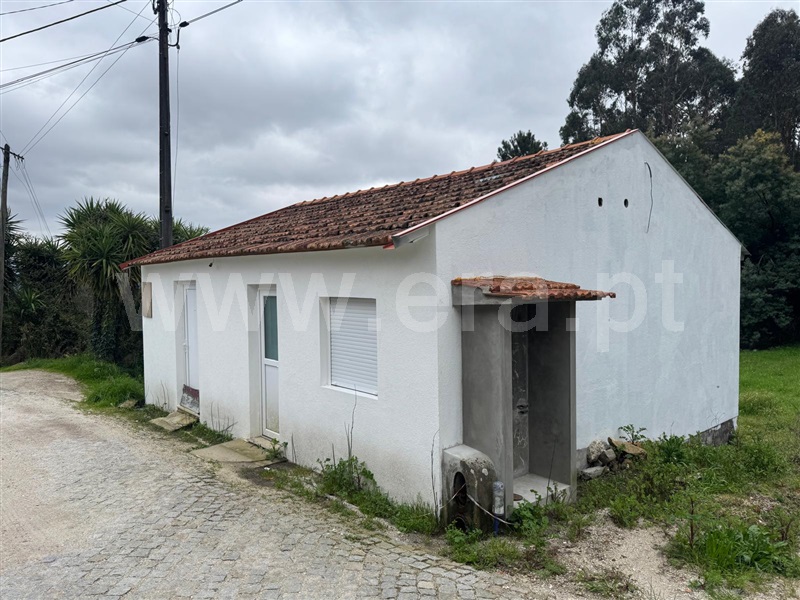 Moradia T2 / Amarante, Real, Ataíde e Oliveira