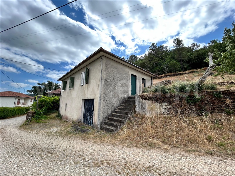 Moradia T2 / Amarante, Rebordelo