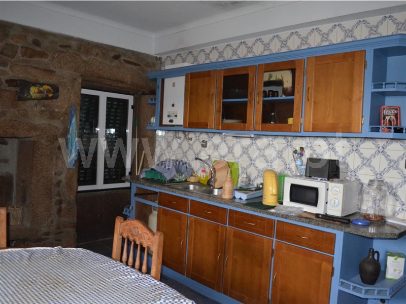 Moradia T2 Armamar, - 1372188 - 2