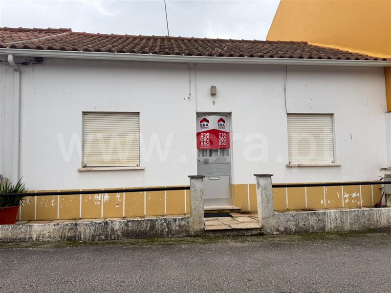 Moradia T2 / Azambuja, Aveiras de Baixo