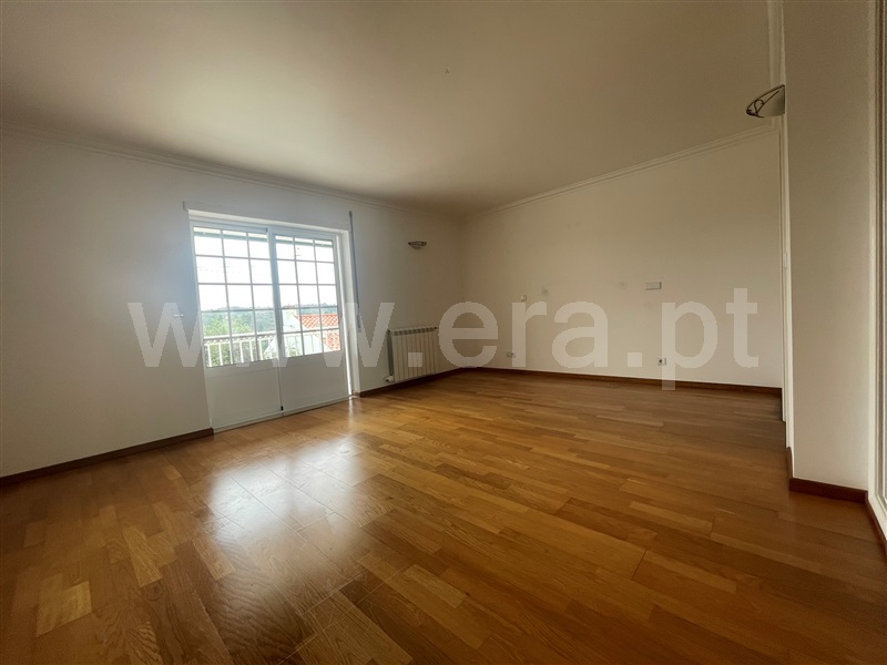 Moradia Geminada T2 Batalha, Reguengo do Fetal - 1487477 - 2