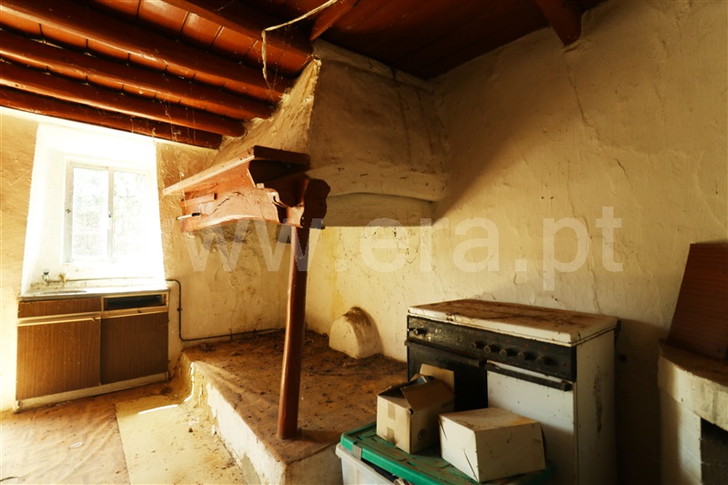 Moradia T2 Batalha, São Mamede - 1348004 - 8