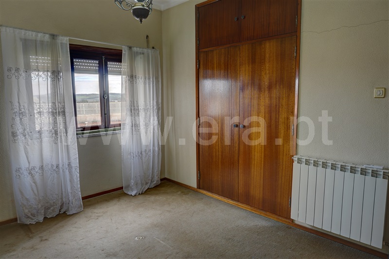 Moradia T2 com Quintal Bombarral, Vale Covo - 1350609 - 12