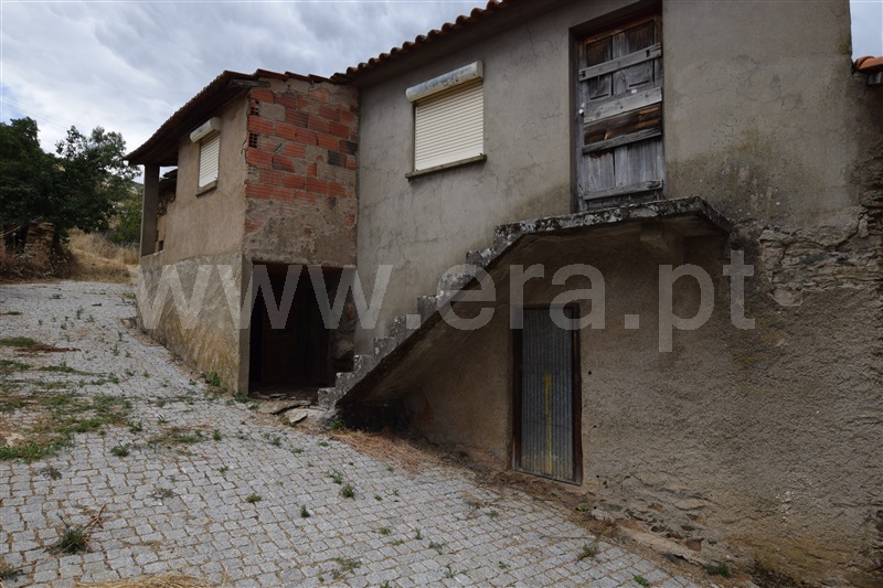 Moradia T2 à venda em Alfaião, Bragança — foto 2