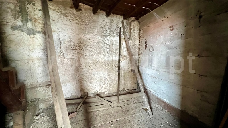 Moradia  Celorico da Beira, Celorico (São Pedro e Santa Maria) e Vila Boa do Mondego - 1503808 - 2