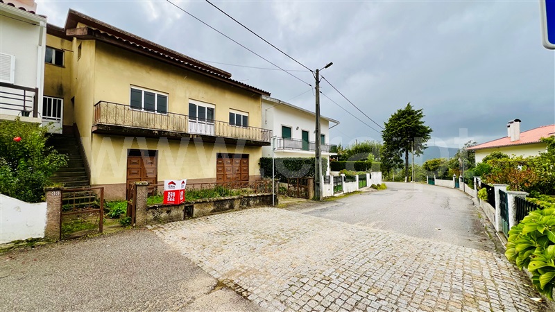 Moradia T2 / Celorico da Beira, Rapa