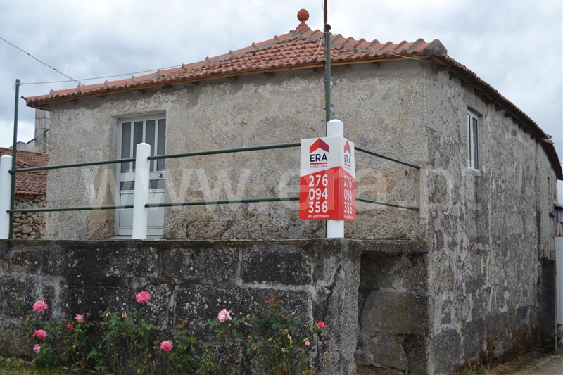 Moradia T2 à venda em Santa Leocádia, Chaves — foto 3