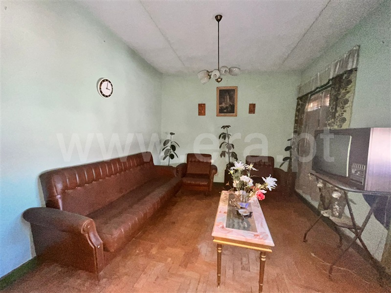 Moradia T2 / Chaves, Vale de Anta