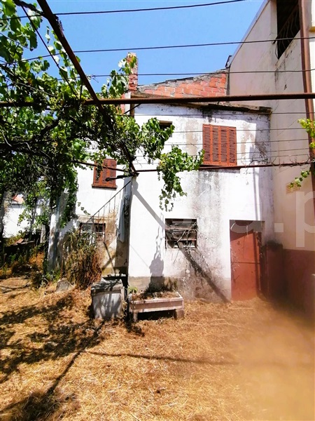 Moradia T2 / Covilhã, Barco e Coutada