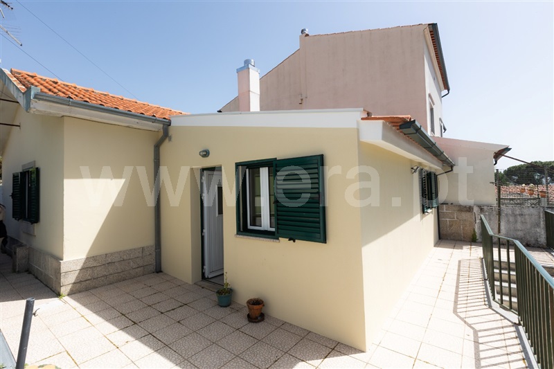 Moradia T2 à venda em Covilhã e Canhoso, Covilhã — foto 2