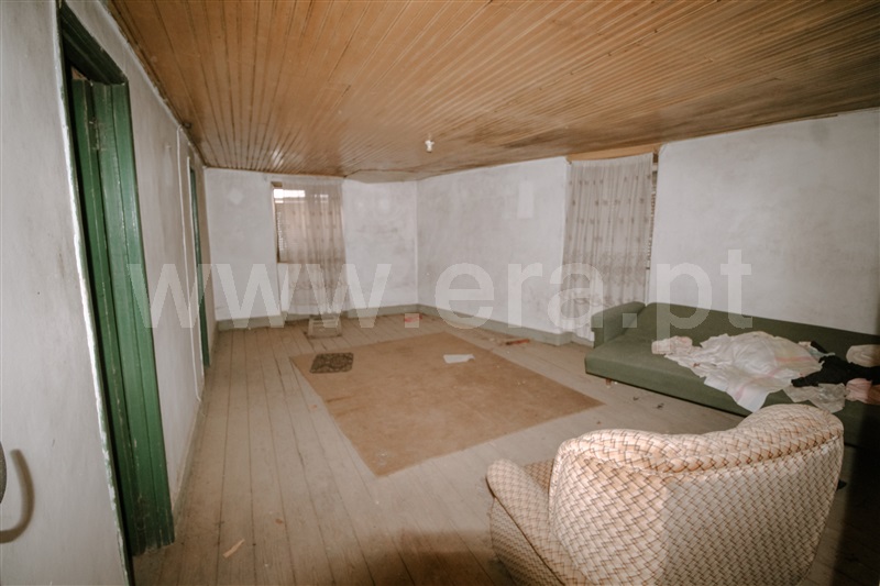 Moradia T2 Covilhã, Peso e Vales do Rio - 1339456 - 9