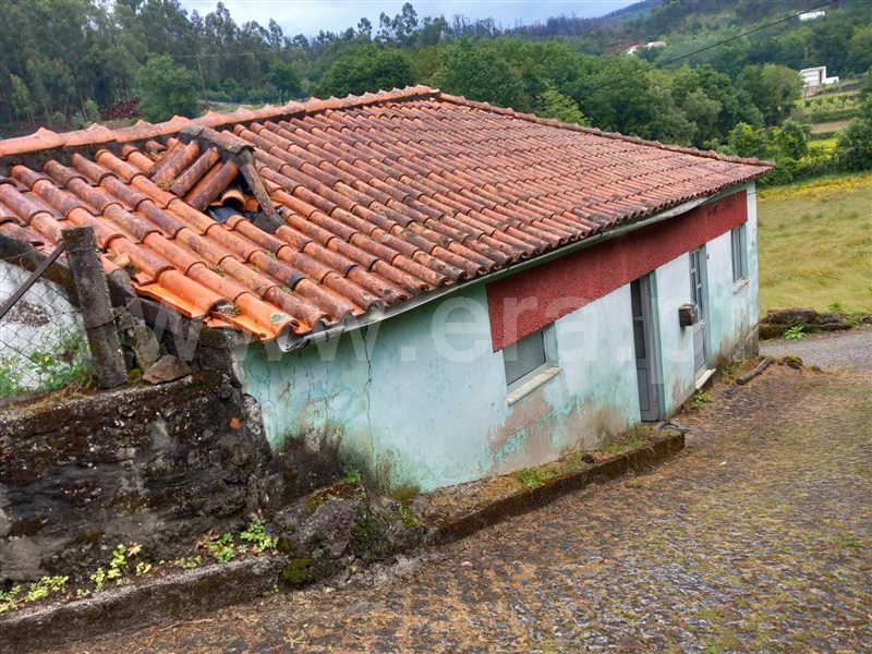 Moradia T2 / Fafe, Agrela e Serafão