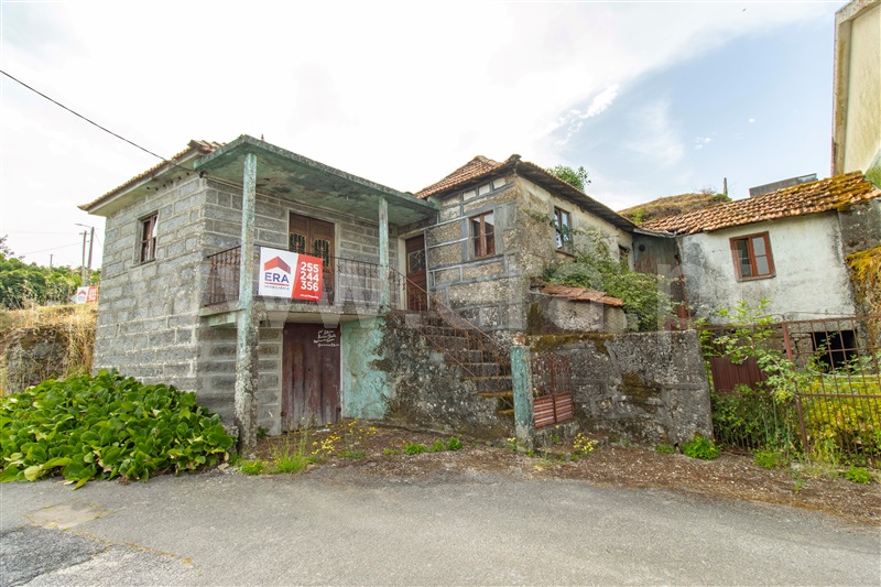 Moradia T2 / Fafe, Ardegão, Arnozela e Seidões