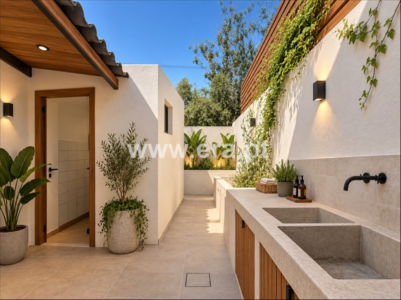 Moradia T2 à venda em Faro (Sé e São Pedro), €275.000