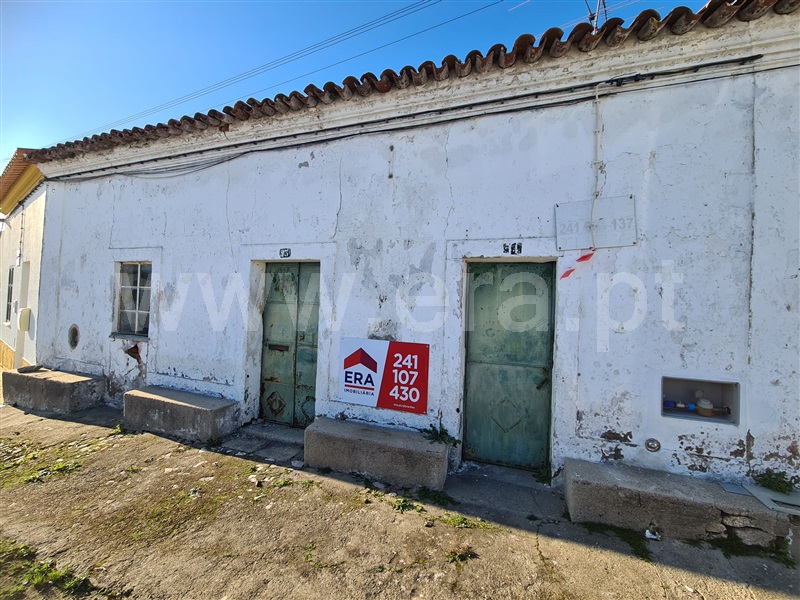 Moradia T2 / Gavião, Comenda