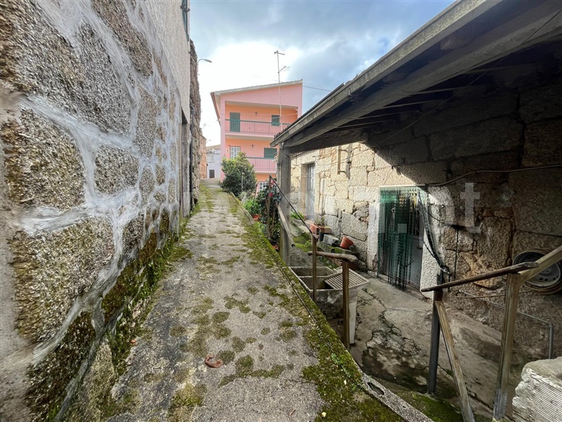 Moradia T2 Gouveia, Cativelos - 1462737 - 2