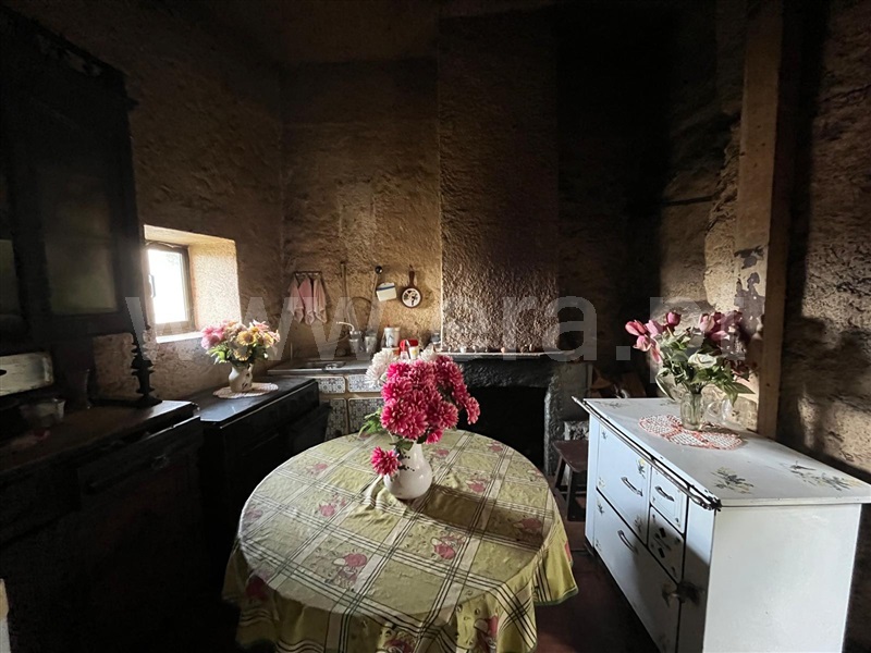 Moradia T2 Gouveia, Cativelos - 1462737 - 5