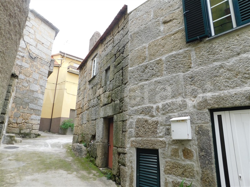 Moradia T2 Gouveia, Moimenta da Serra e Vinhó - 1236538 - 12