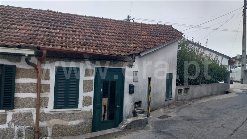 Moradia T2 / Guimarães, Candoso São Tiago e Mascotelos