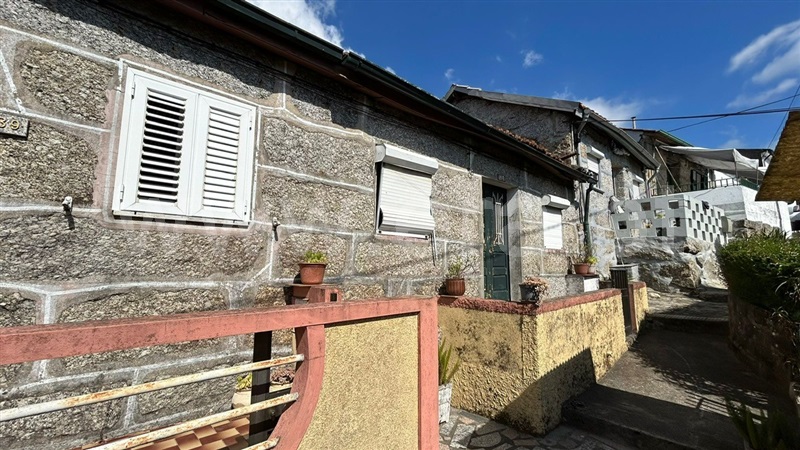 Moradia T2 / Guimarães, Urgezes