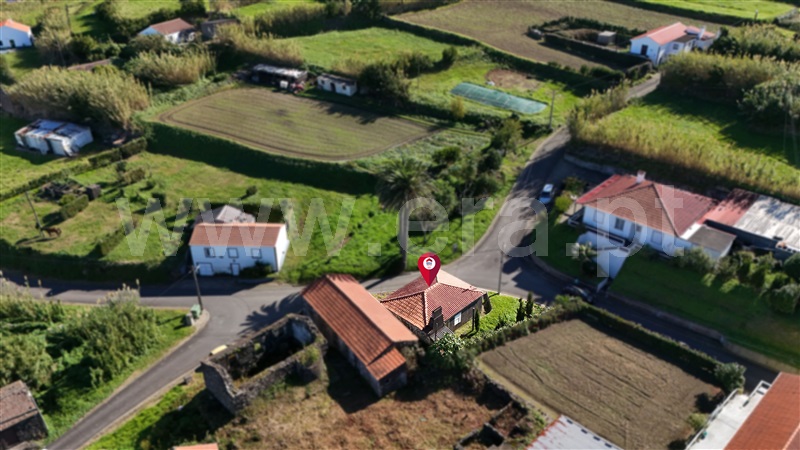 Moradia T2 à venda em Cedros, Horta — foto 2