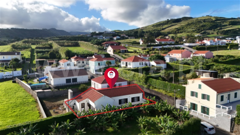 Moradia T2 à venda em Praia do Almoxarife, Horta — foto 2