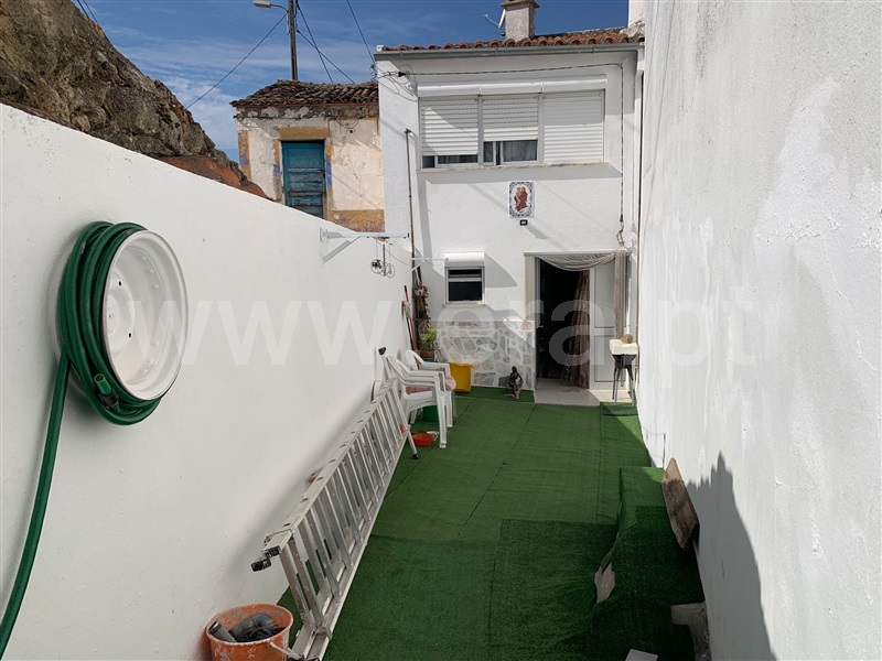 Moradia T2 / Idanha-a-Nova, Monfortinho e Salvaterra do Extremo