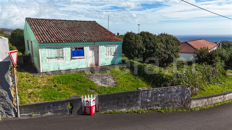 Moradia T2 / Lajes do Pico, São João