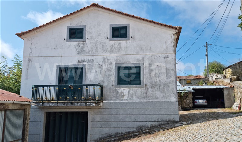 Moradia T2 / Lamego, Bigorne, Magueija e Pretarouca