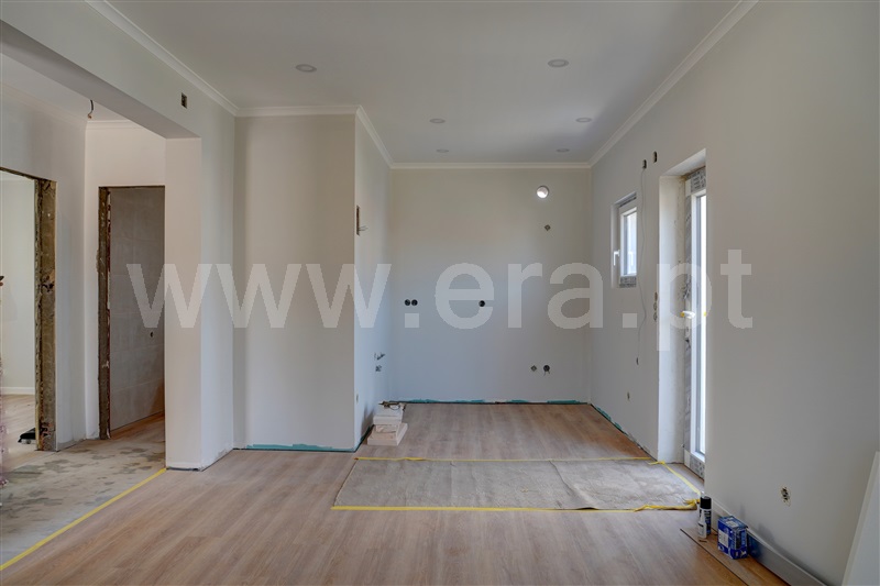 Moradia T2 / Lourinhã, Miragaia e Marteleira
