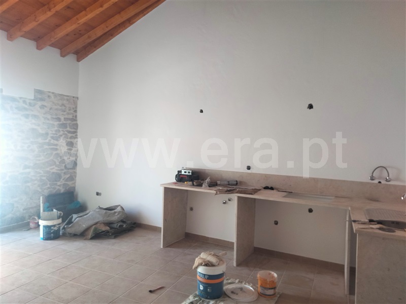 Moradia T2 com Quintal Lourinhã, Fontelas - 1358631 - 1