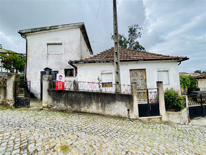 Moradia T2 / Lousada, Meinedo