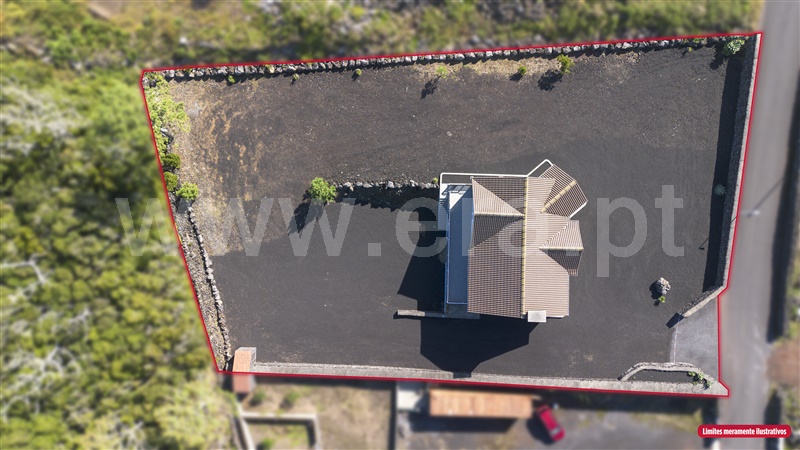 Moradia T2 à venda em Criação Velha, Madalena — foto 3