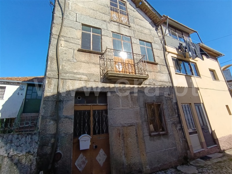 Moradia T2 / Mangualde, Espinho