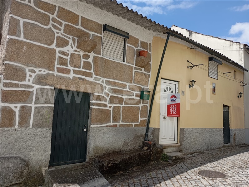 Moradia T2 / Mangualde, Tavares (Chãs, Várzea e Travanca)