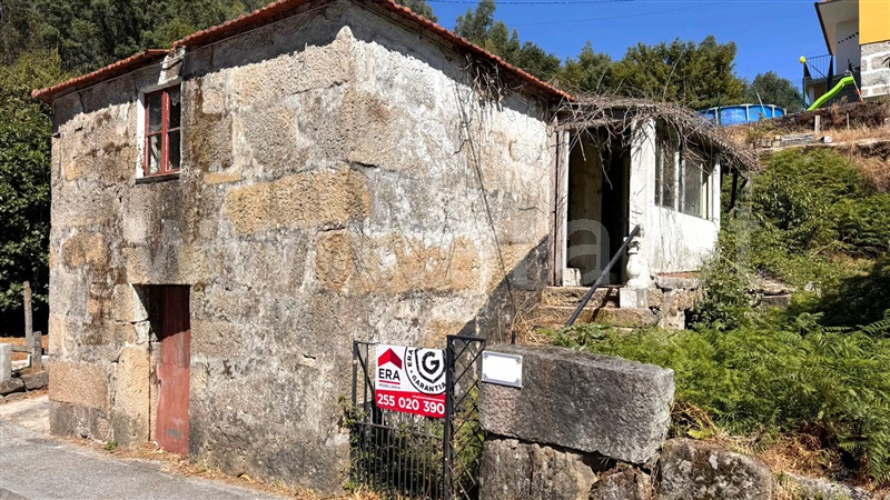 Moradia T2 / Marco de Canaveses, Ariz