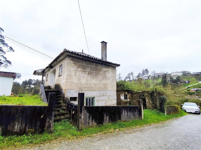 Moradia T2 / Marco de Canaveses, Livração