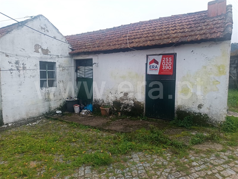 Moradia T2 / Marco de Canaveses, Soalhães