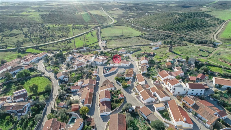 Moradia T2 / Mértola, São Bartolomeu de Via Glória