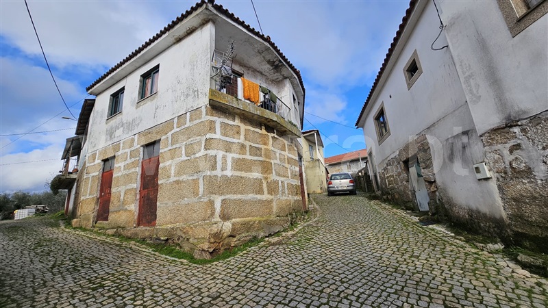 Moradia T2 / Mirandela, São Pedro Velho