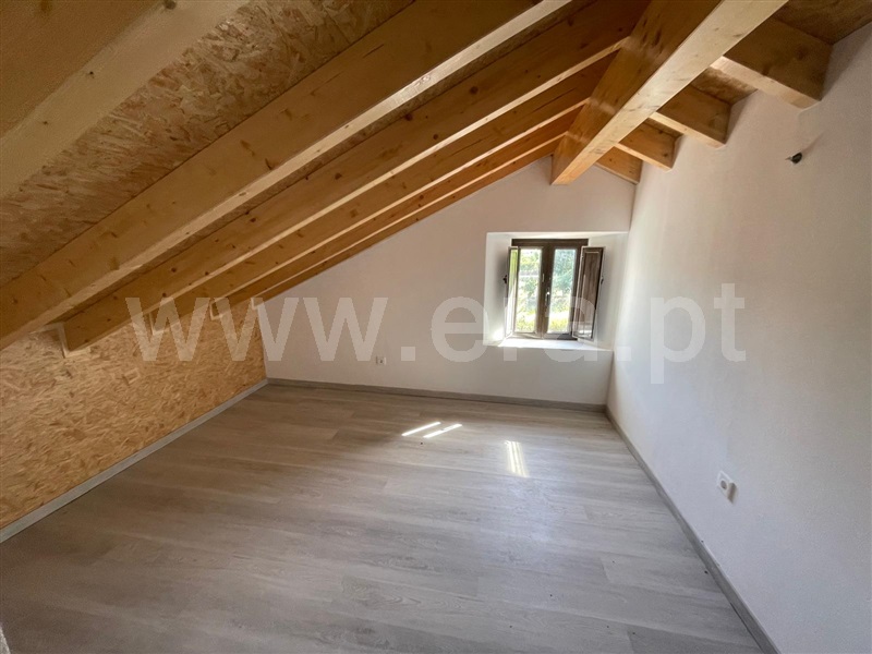 Moradia T2 / Odemira, Colos