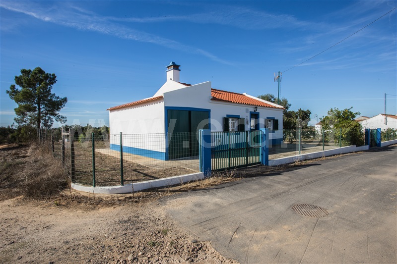 Moradia T2 em Vale de Santiago, €230.000