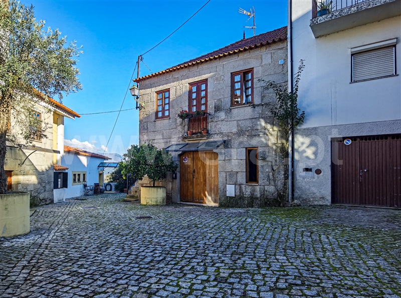 Moradia T2 / Oliveira do Hospital, Aldeia das Dez